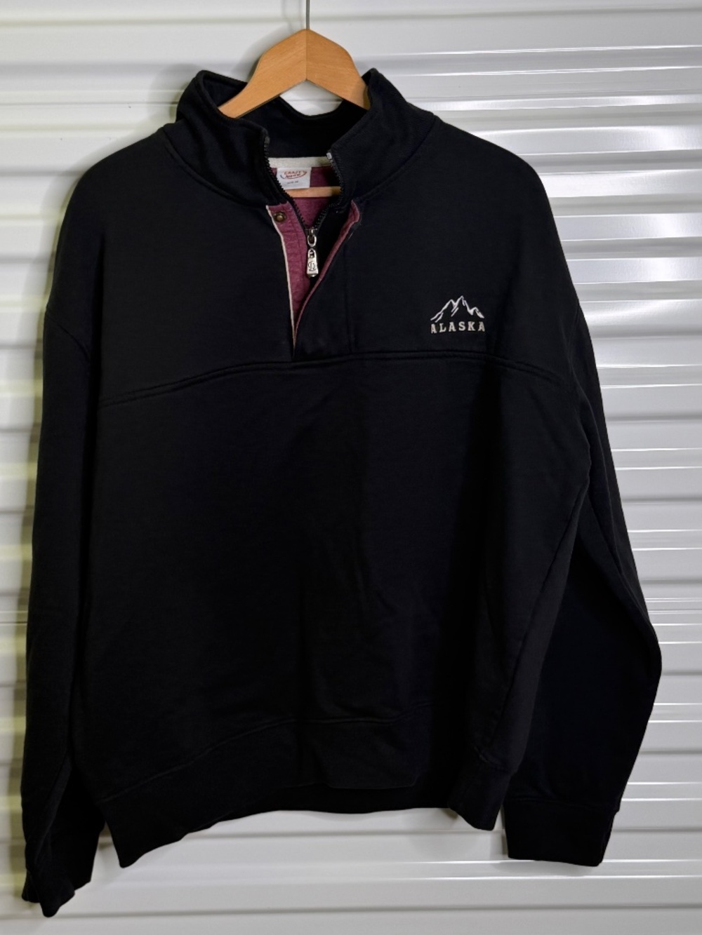 Crazy Apparel Mens XL Alaska Logo Black Pullover Quarter Zip Sweatshirt